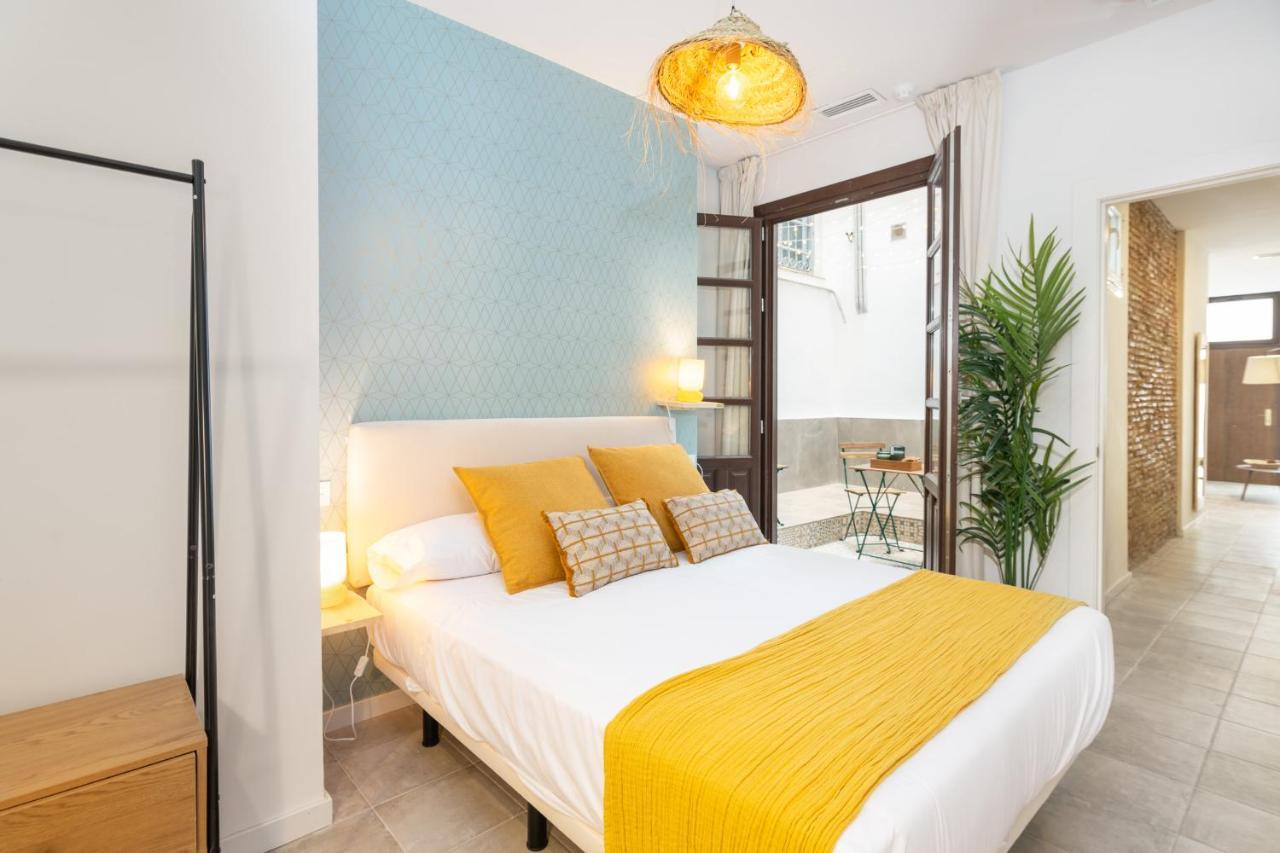 Apartamentos Luna Suites Palacio Dorita Granada Esterno foto