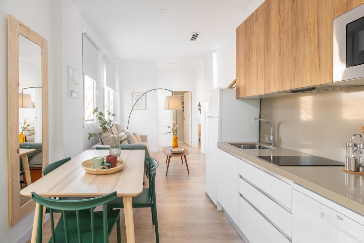 Apartamentos Luna Suites Palacio Dorita Granada Esterno foto