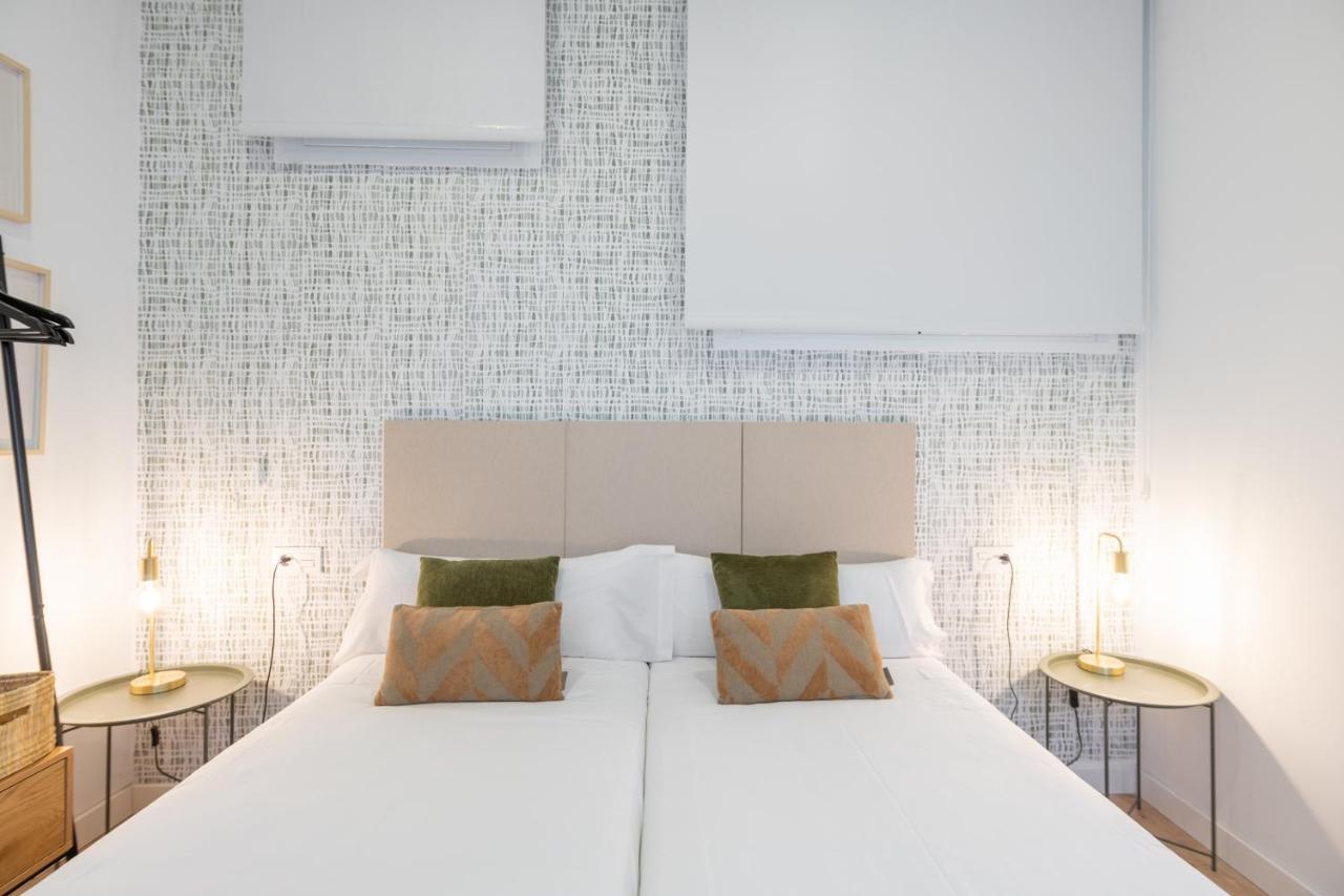 Apartamentos Luna Suites Palacio Dorita Granada Esterno foto