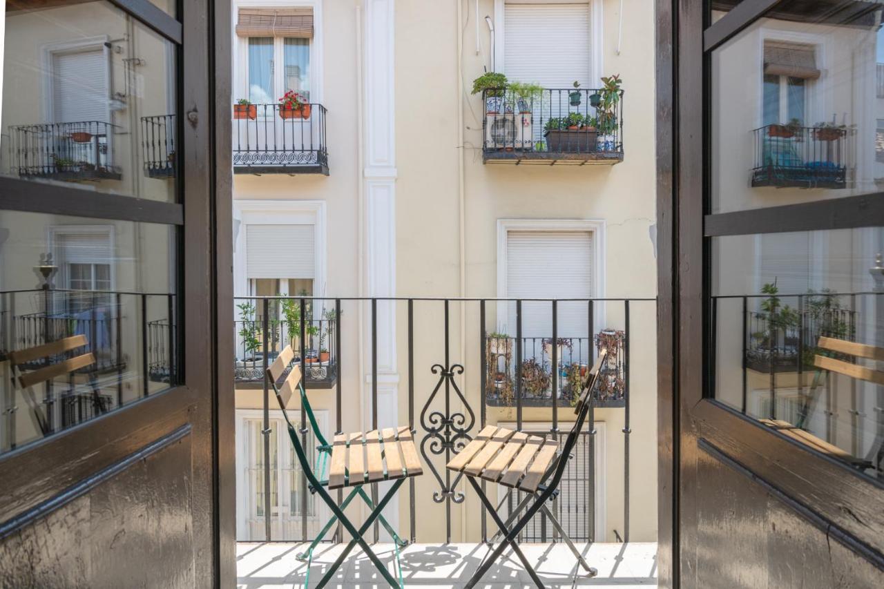 Apartamentos Luna Suites Palacio Dorita Granada Esterno foto